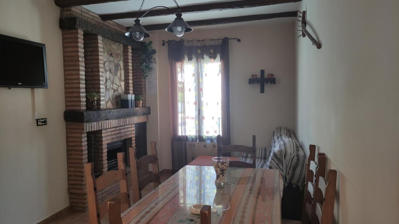 Alojamientos Rurales Los Molinos * Fuentes De Leon